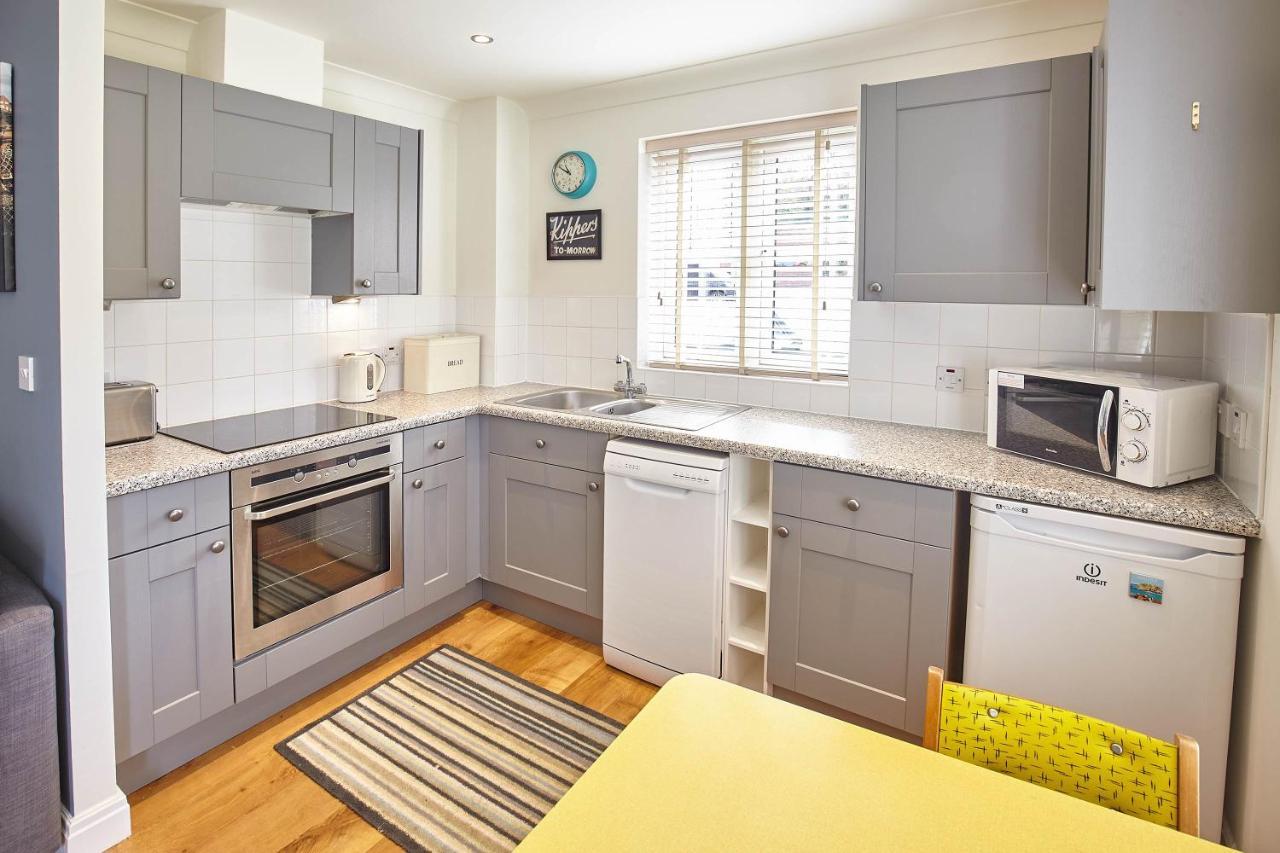 Host & Stay - Whitehall 1 Apartment Whitby Bagian luar foto